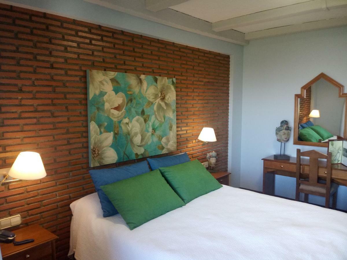 Hotel El Guerra Гехар-Сиера Екстериор снимка