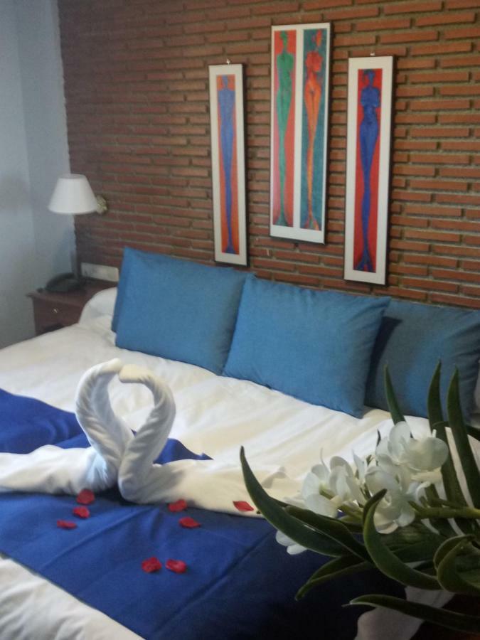 Hotel El Guerra Гехар-Сиера Екстериор снимка