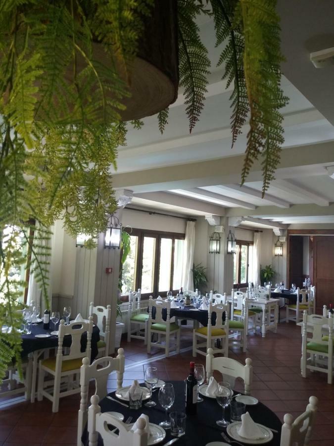 Hotel El Guerra Гехар-Сиера Екстериор снимка