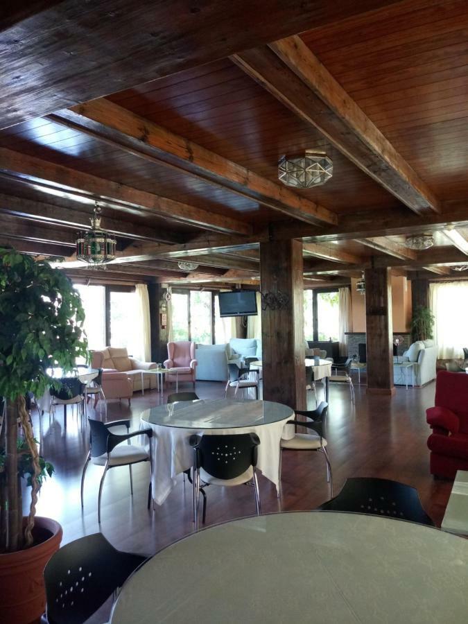 Hotel El Guerra Гехар-Сиера Екстериор снимка